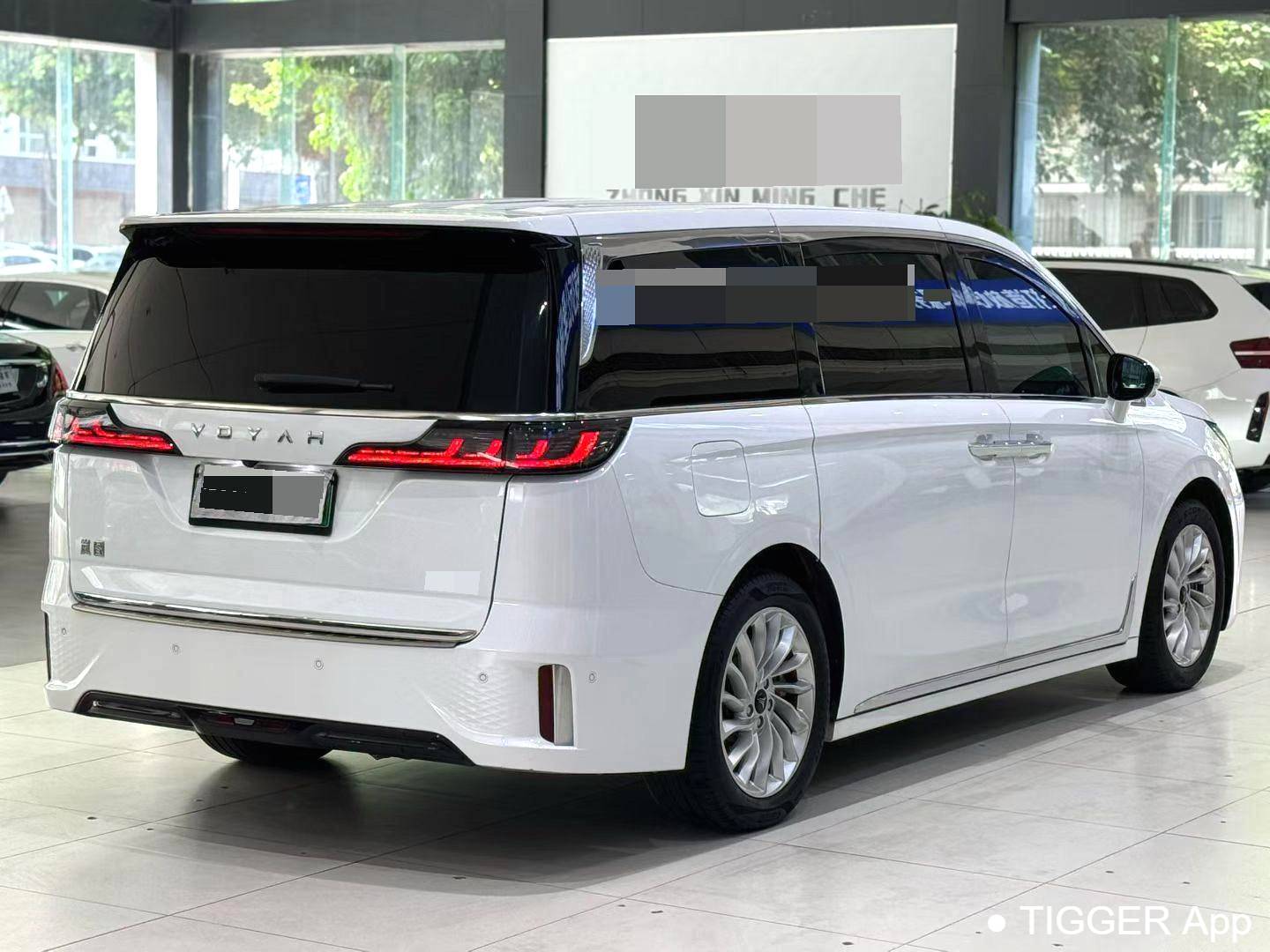 used VOYAH 2024 DREAM PHEV Ultra Long Range Flagship Edition
