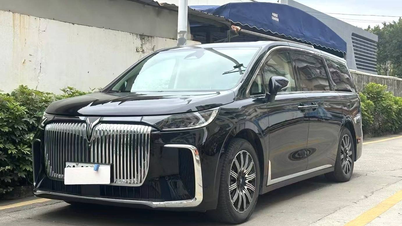 VOYAH 2025 DREAM PHEV four-wheel drive excellent Kunpeng version