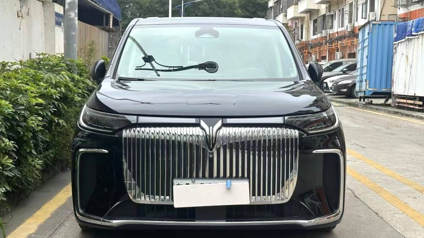 VOYAH 2025 DREAM PHEV four-wheel drive excellent Kunpeng version