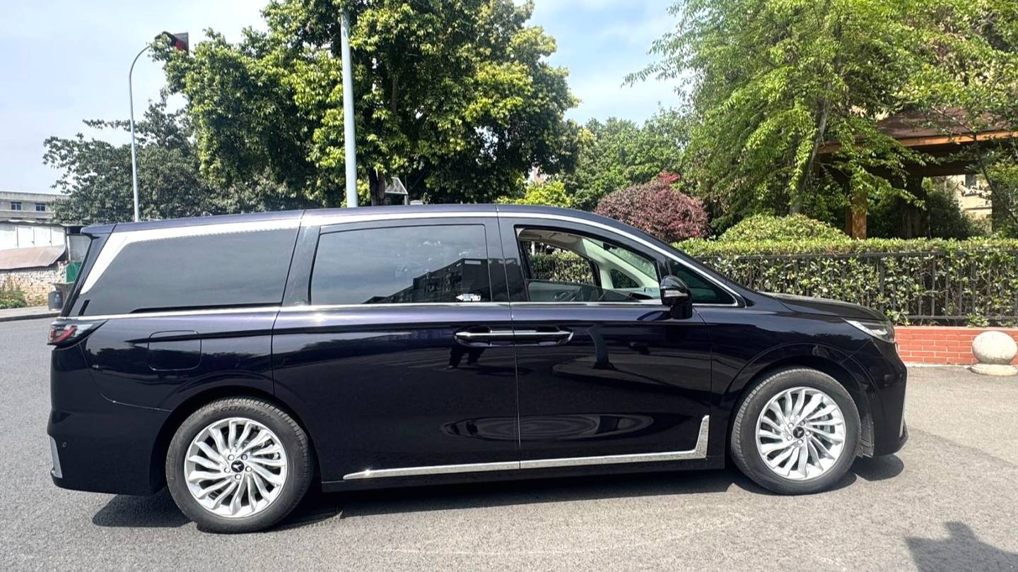 VOYAH 2024 DREAM PHEV Ultra Long Range Premium Edition