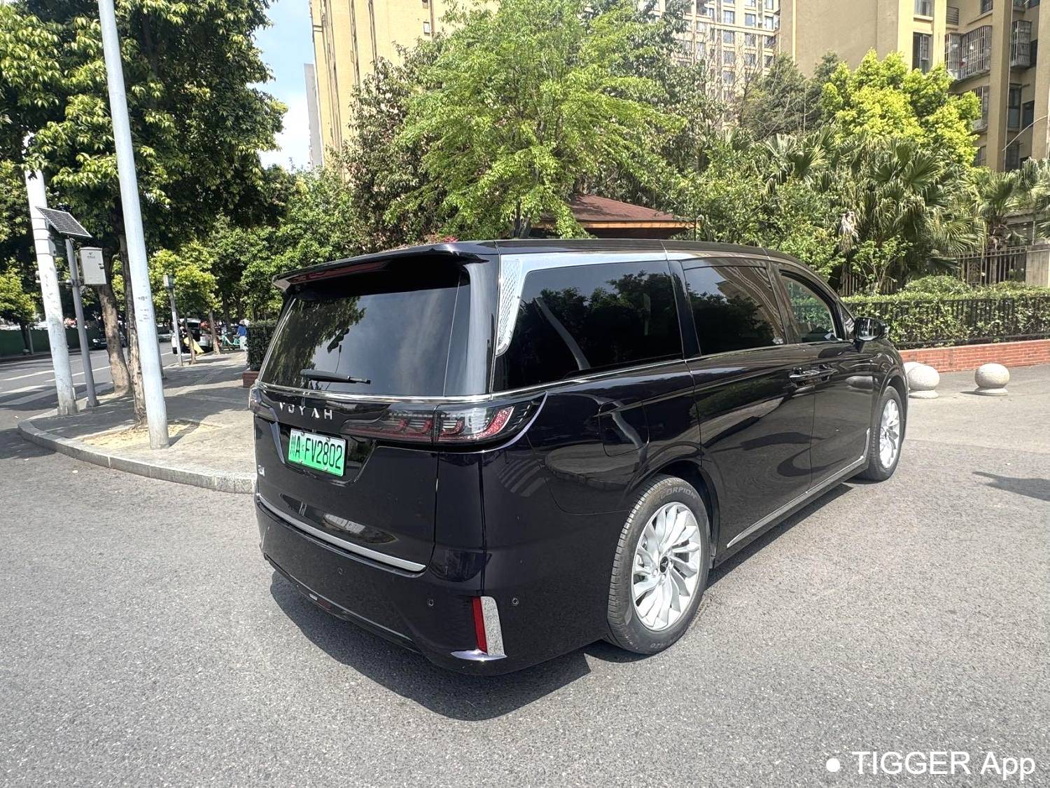 used VOYAH 2024 DREAM PHEV Ultra Long Range Premium Edition