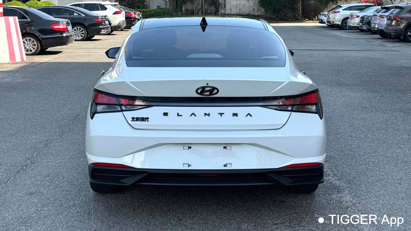 HYUNDAI 2022 Elantra 1.5L CVT GLS Leading Edition