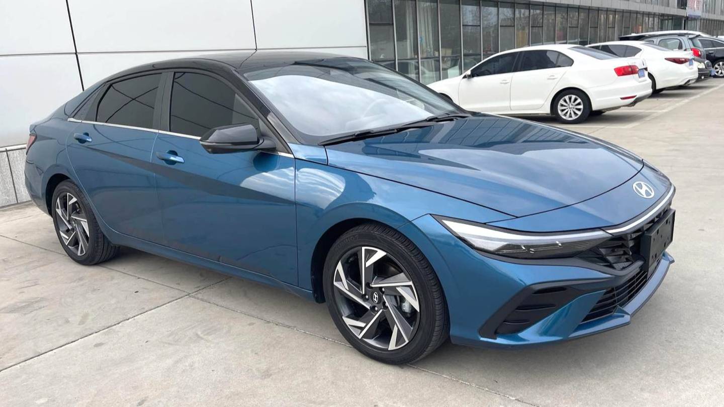 HYUNDAI 2023 Elantra 1.5L CVT TOP Flagship Edition