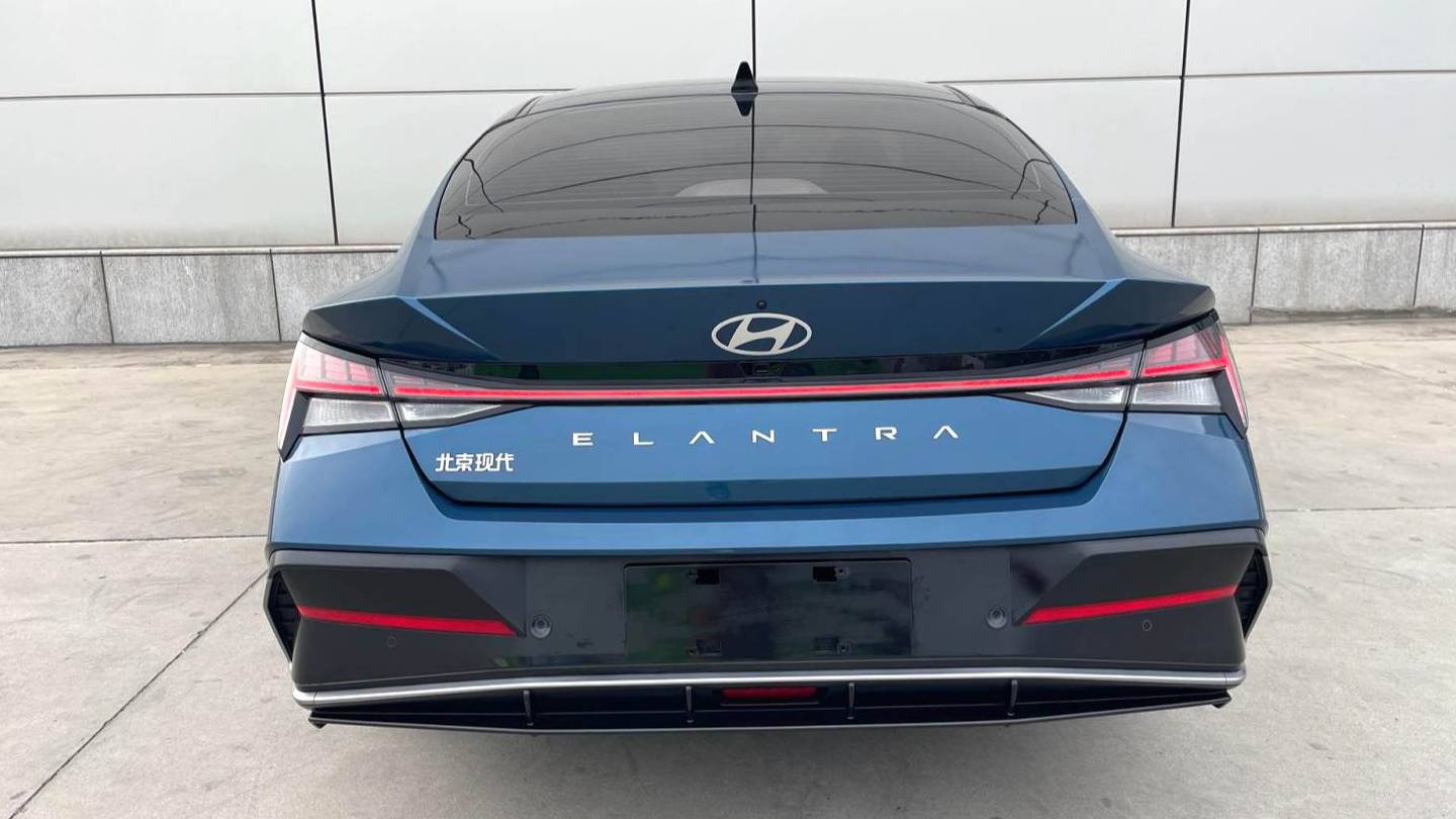 HYUNDAI 2023 Elantra 1.5L CVT TOP Flagship Edition
