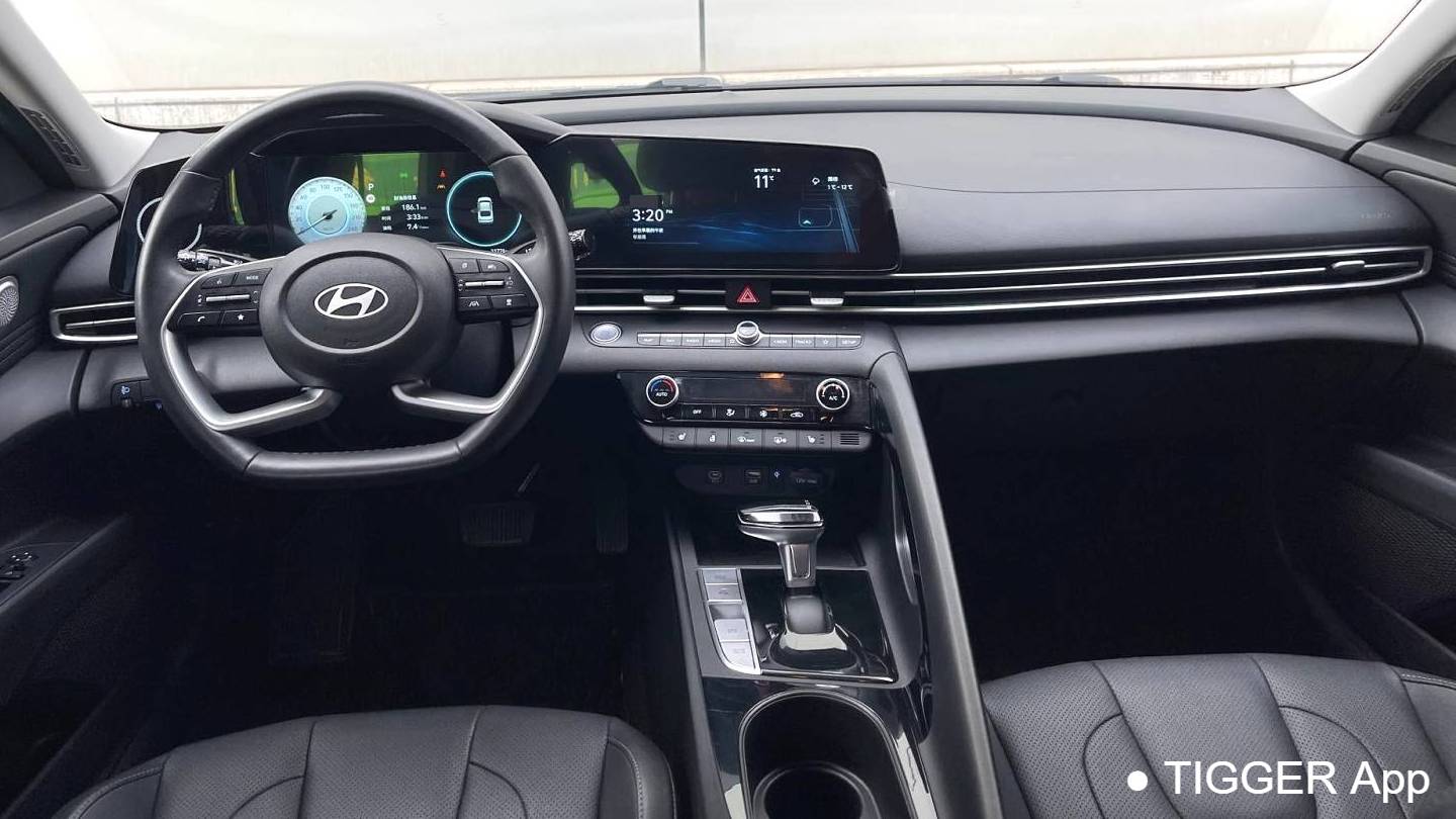 HYUNDAI 2023 Elantra 1.5L CVT TOP Flagship Edition