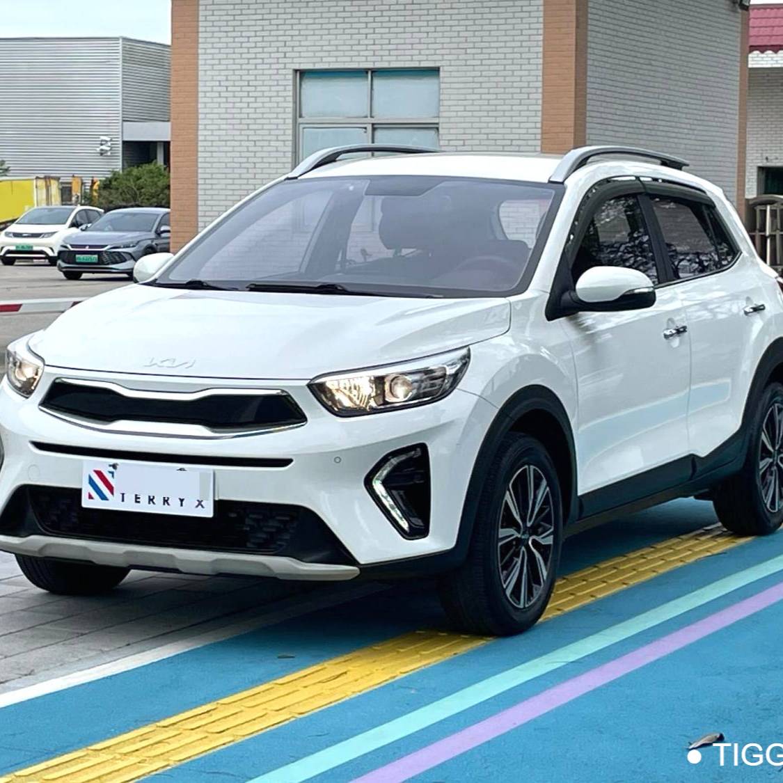 KIA 2021 Stonic 1.4L Automatic Fun Edition سيارة مستعملة