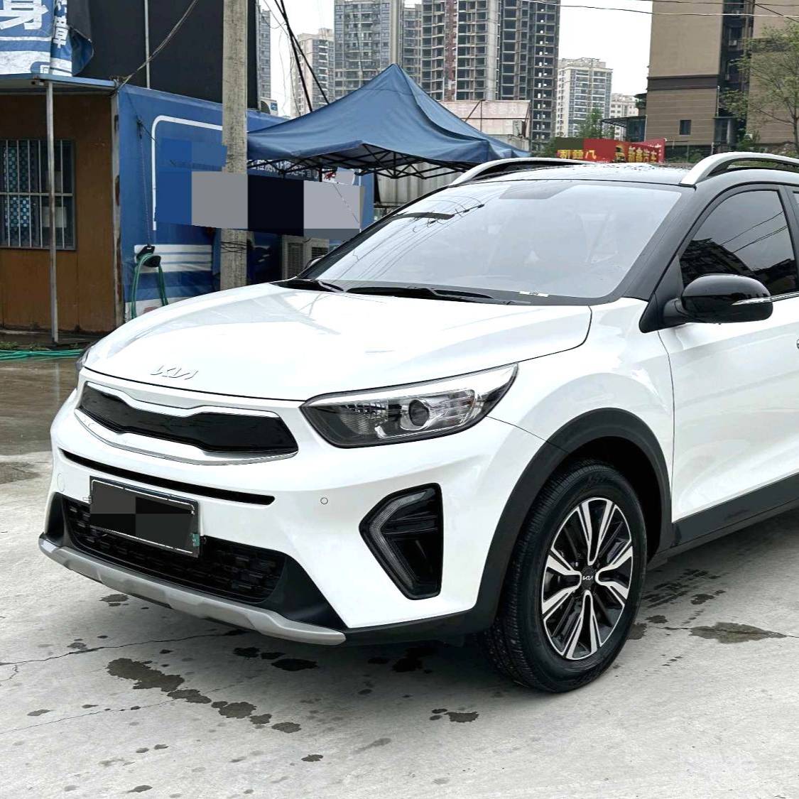 KIA 2021 Stonic 1.4L CVT sunroof model سيارة مستعملة