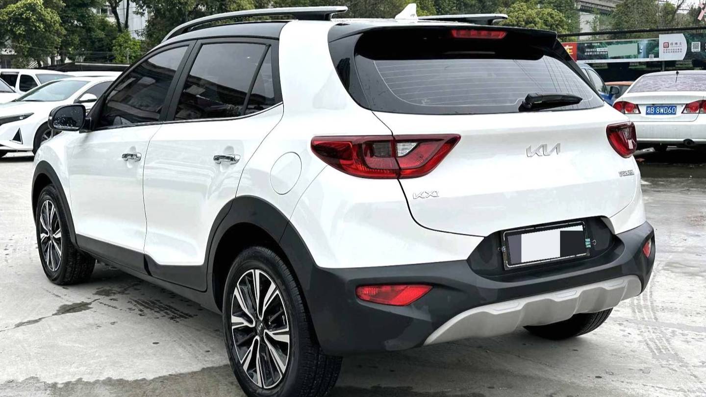 KIA 2021 Stonic 1.4L CVT sunroof model