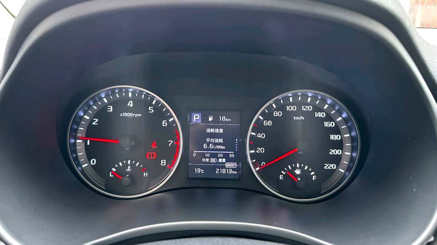 KIA 2021 Stonic 1.4L CVT sunroof model