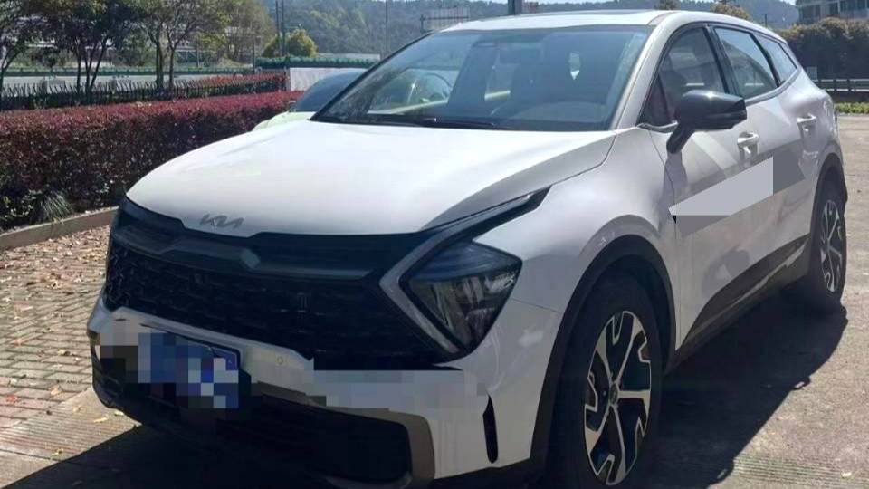 KIA 2025 Sportage 1.5T Two wheel Drive Premium Smart Edition