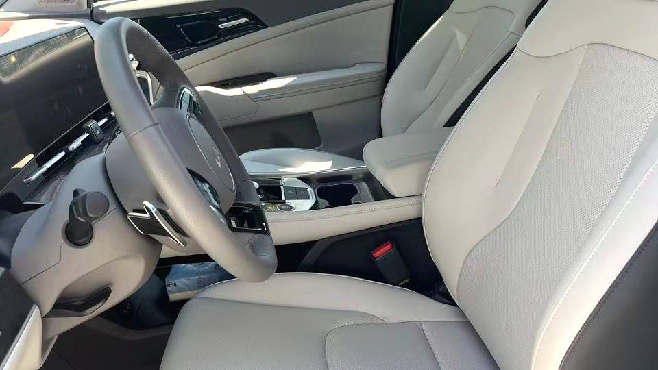 KIA 2025 Sportage 1.5T Two wheel Drive Premium Smart Edition