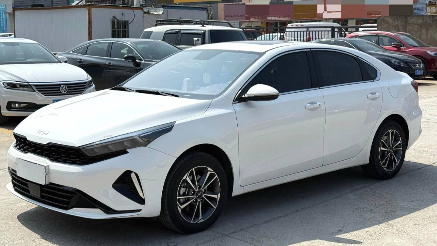 KIA 2024 K3 1.5L CVT Luxury Smart Edition