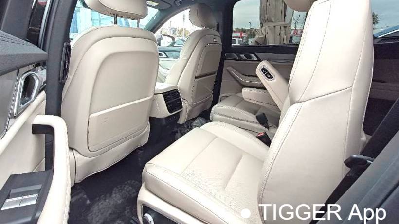 LYNK&CO 2024 09 EM-P 2.0TD EM-P four-wheel drive HALO six seater