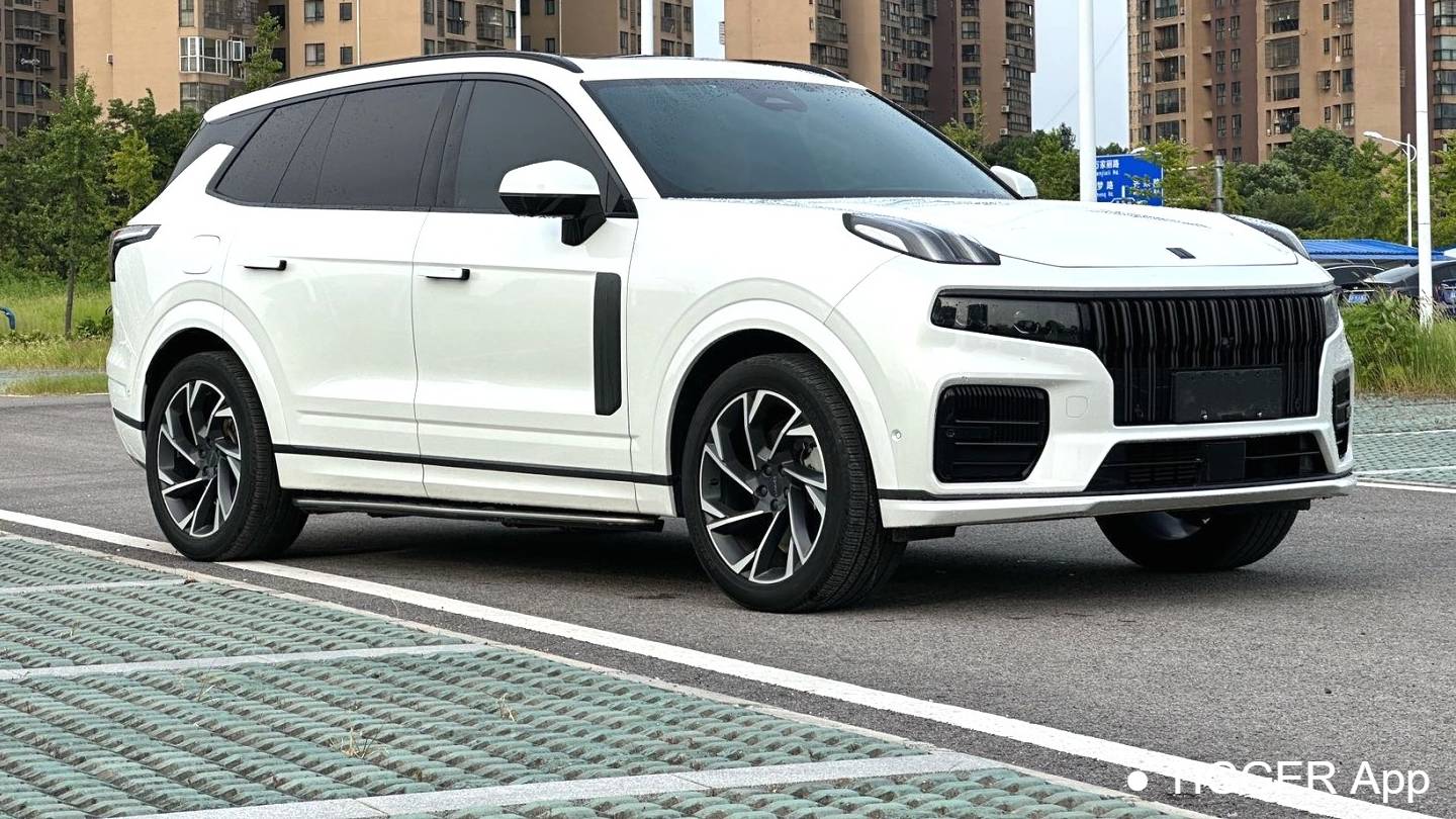 LYNK&CO 2023 09 EM-P 2.0TD EM-P 4WD Asian Games Executive Edition Five seater