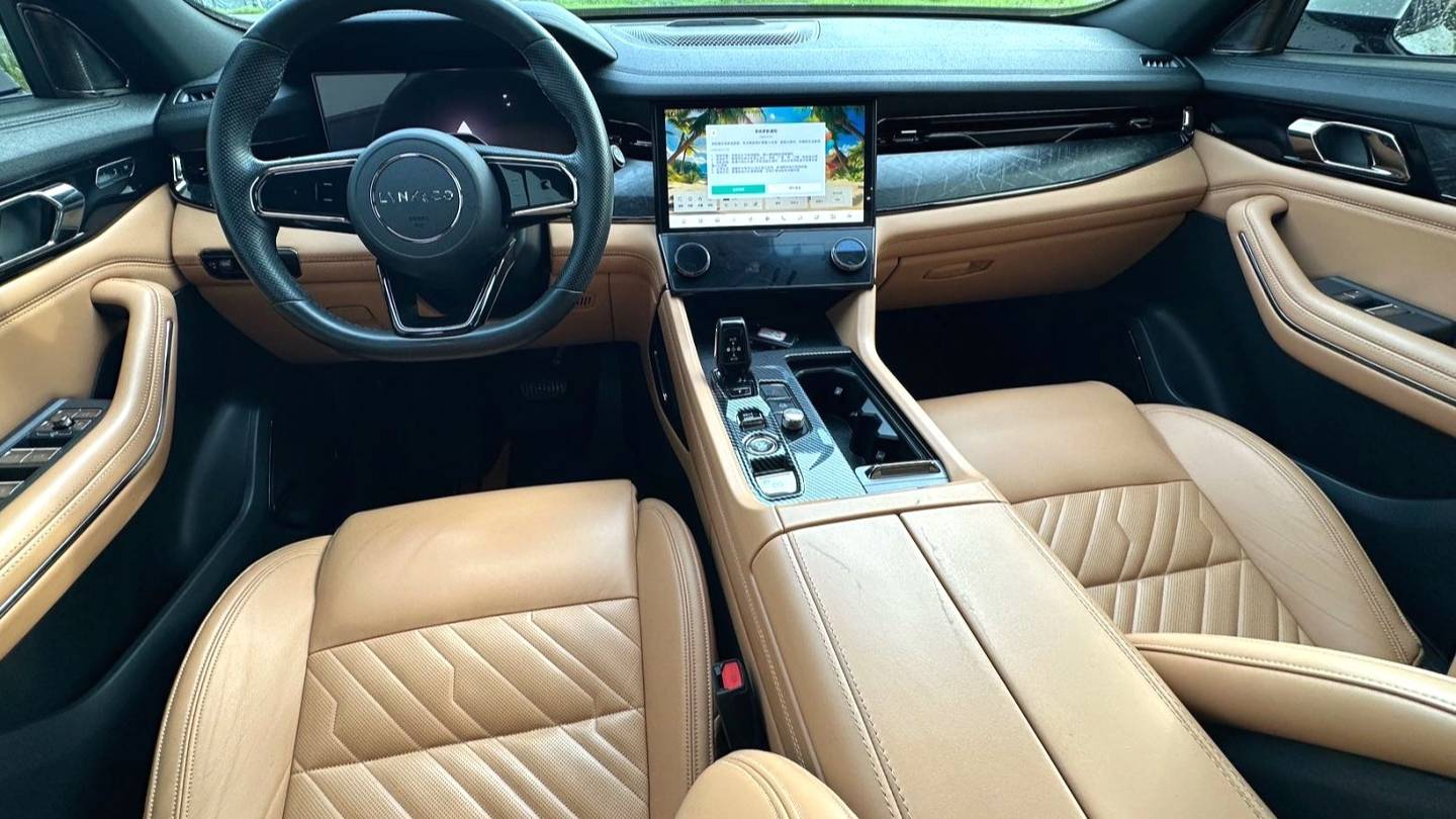 LYNK&CO 2023 09 EM-P 2.0TD EM-P 4WD Asian Games Executive Edition Five seater