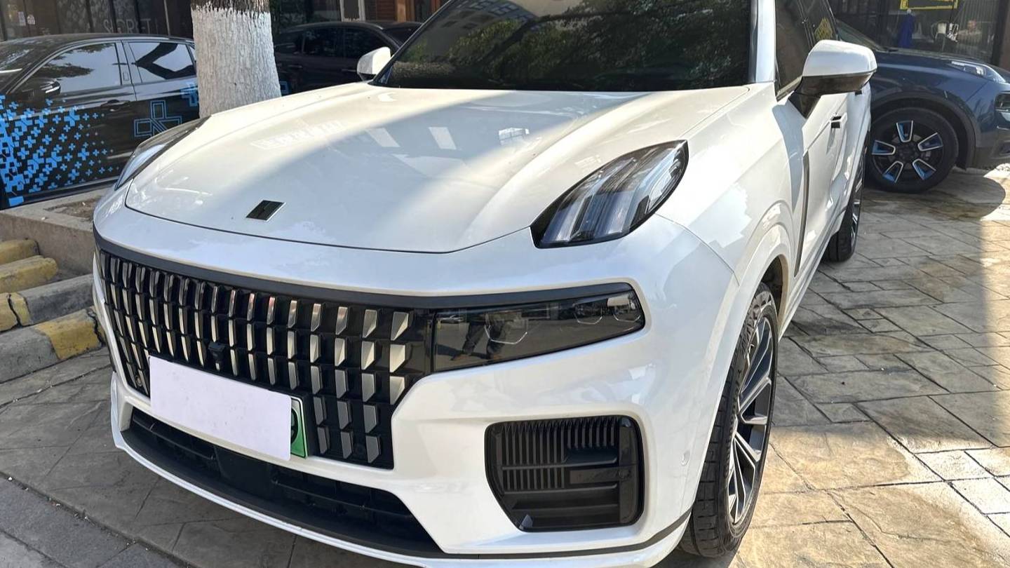 LYNK&CO 2023 09 EM-P 2.0TD EM-P Long Range Edition PM Seven seater