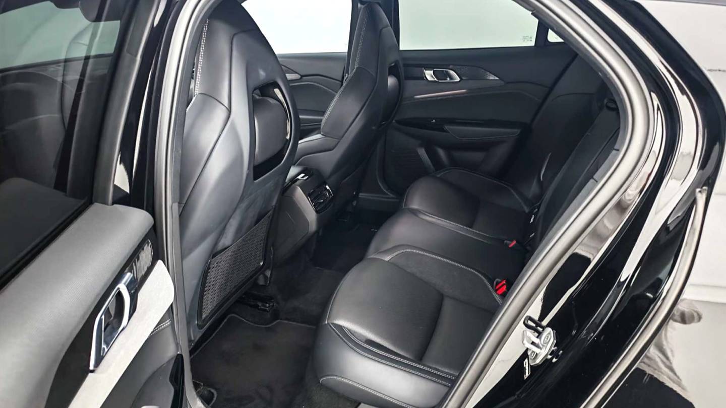 LYNK&CO 2022 02 Hatchback 2.0TD Pro