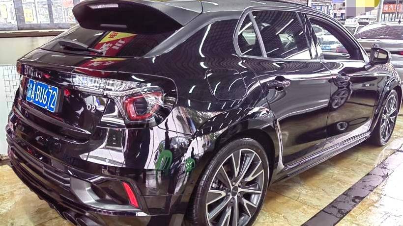 LYNK&CO 2021 02 Hatchback 2.0TD Halo Driver Control Kit Edition