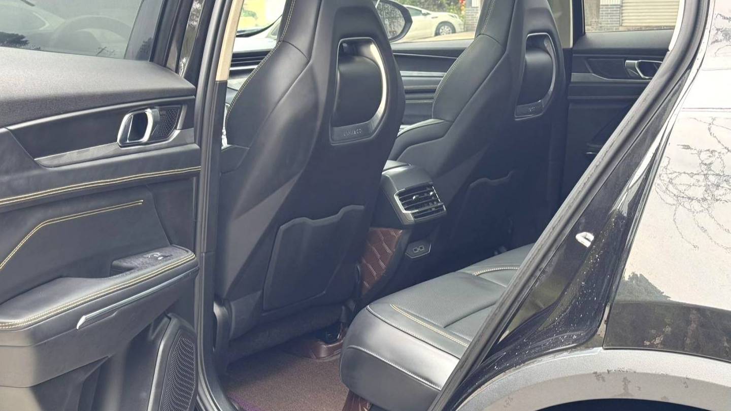 LYNK&CO 2023 01 2.0T two wheel drive Pro version