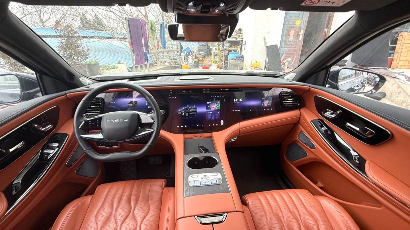 EXEED 2025 EXEED Lanyue C-DM 180 Ultra Long Range Ultra 4WD 6-seater