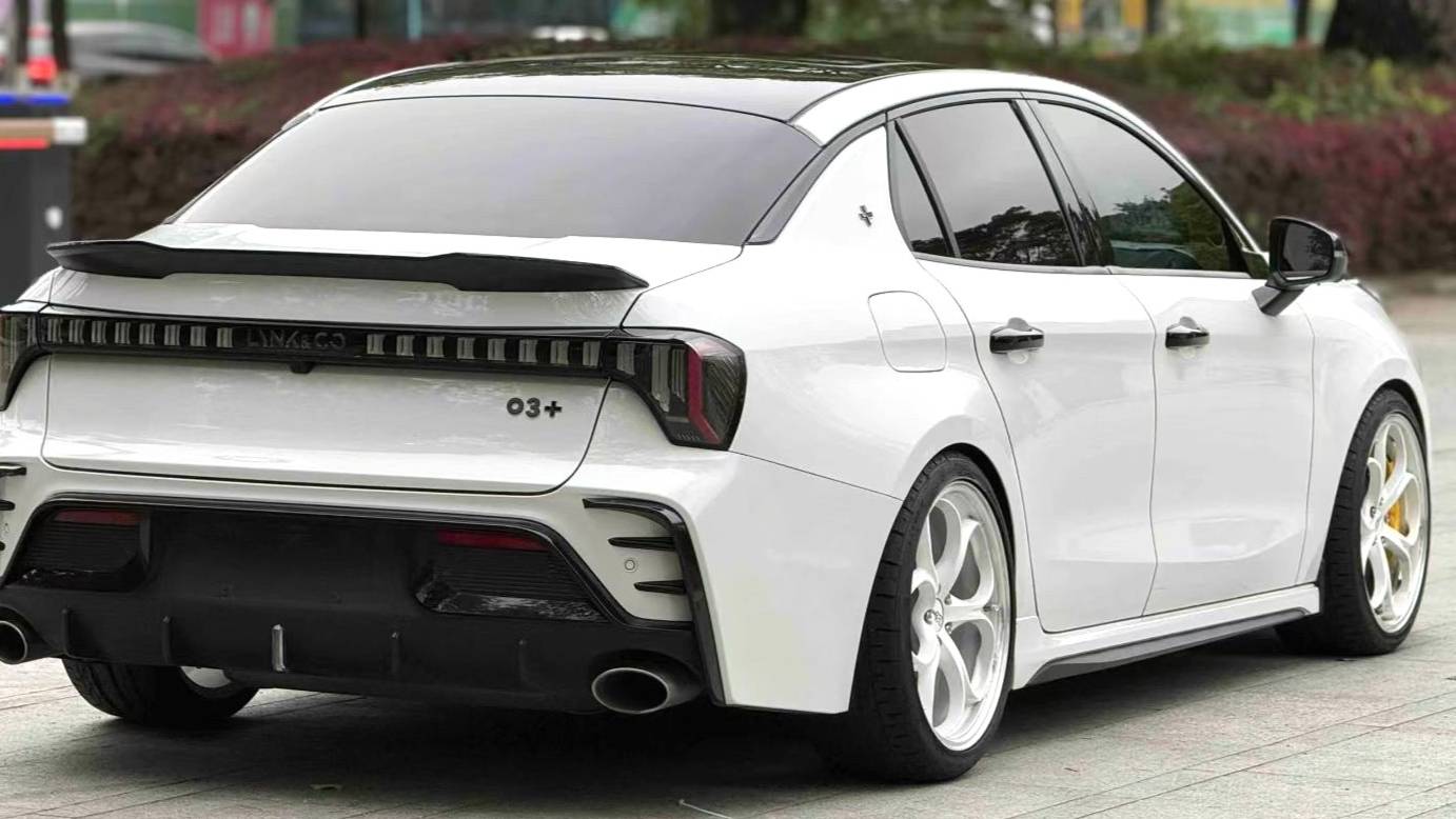 LYNK&CO 2023 03 2.0TD DCT Power Pro