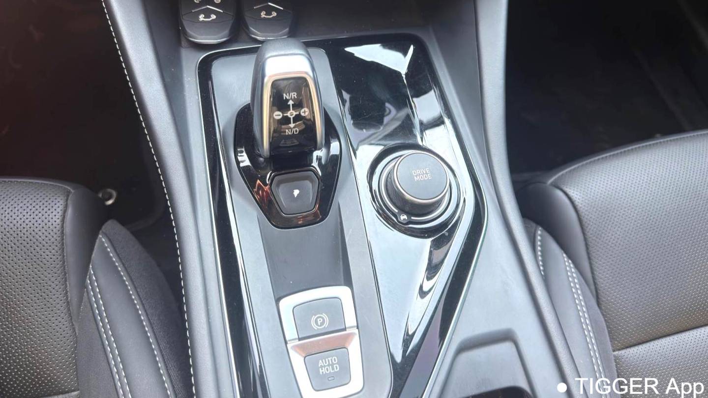 LYNK&CO 2022 02 Hatchback  2.0TD Pro