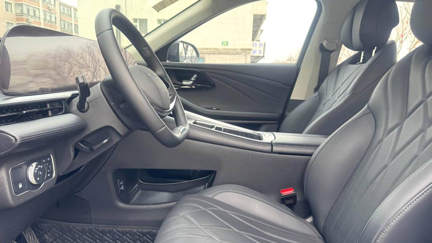 EXEED 2025 EXEED Yaoguang C-DM 100 Long Range Plus Two Wheel Drive