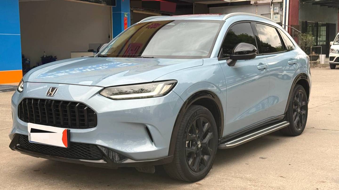 HONDA 2023 ZR-V 2.0L e: HEV Rui · Premium Edition