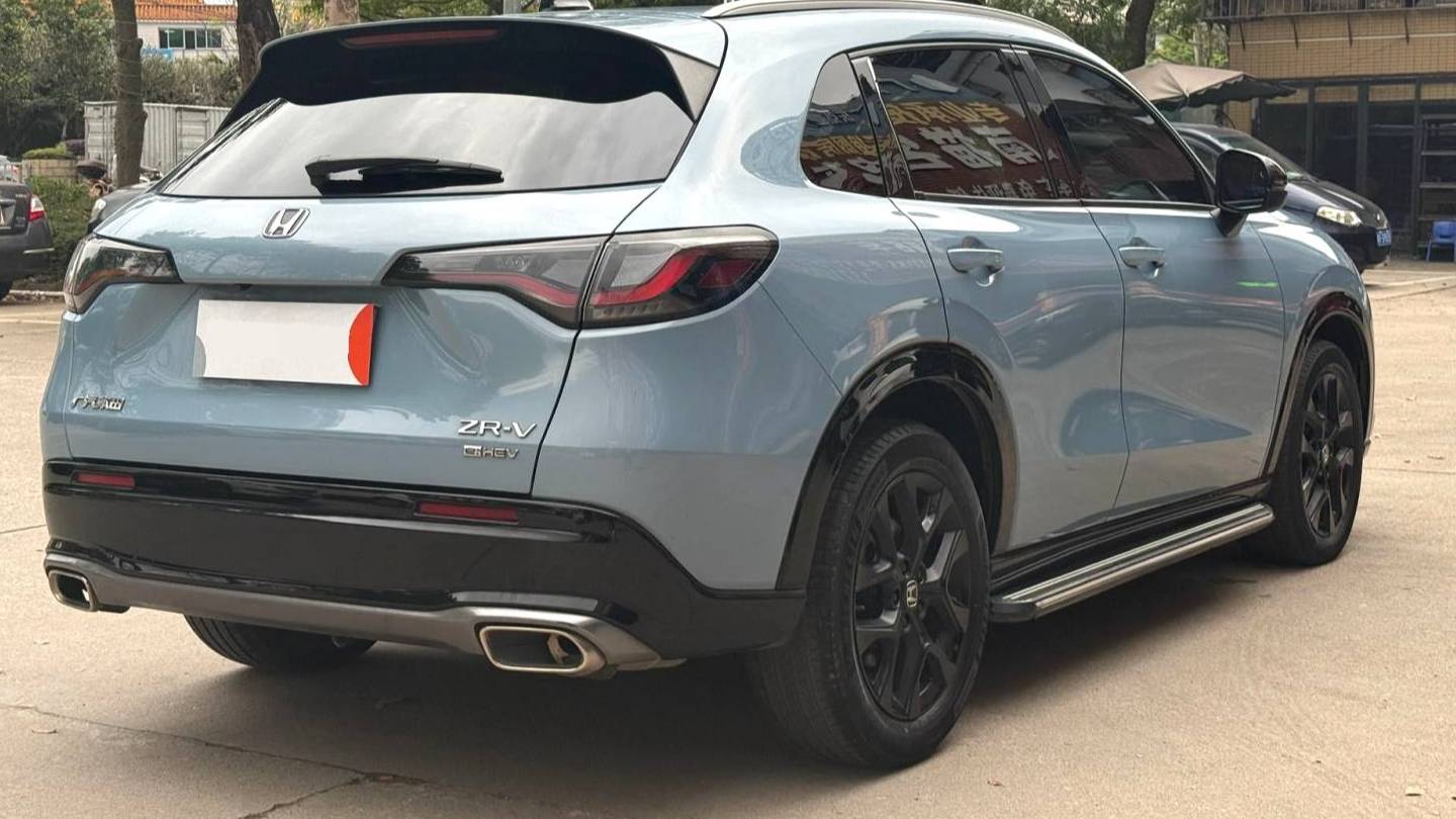 HONDA 2023 ZR-V 2.0L e: HEV Rui · Premium Edition