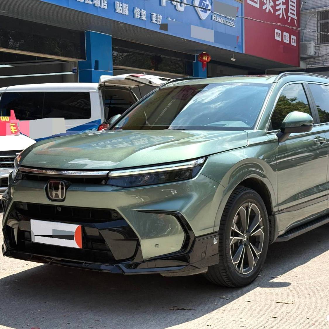 HONDA 2023 BREEZE 240TURBO 4WD Premium Edition 5-seater