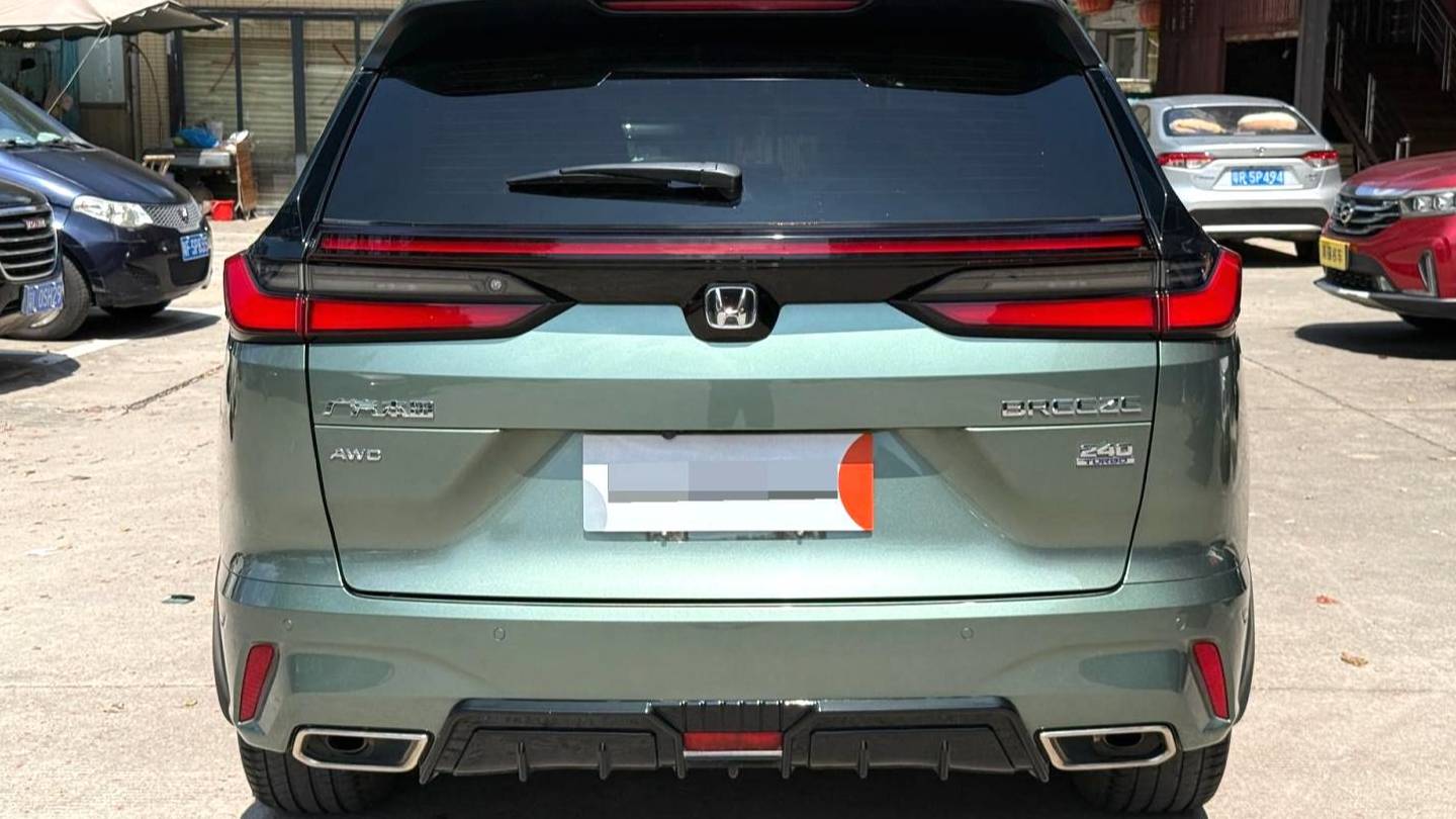 HONDA 2023 BREEZE 240TURBO 4WD Premium Edition 5-seater