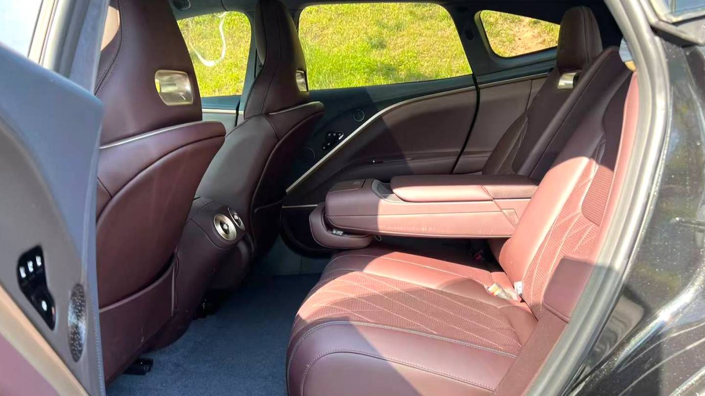 AVATR 2025 11 Ultra Extended Range Edition