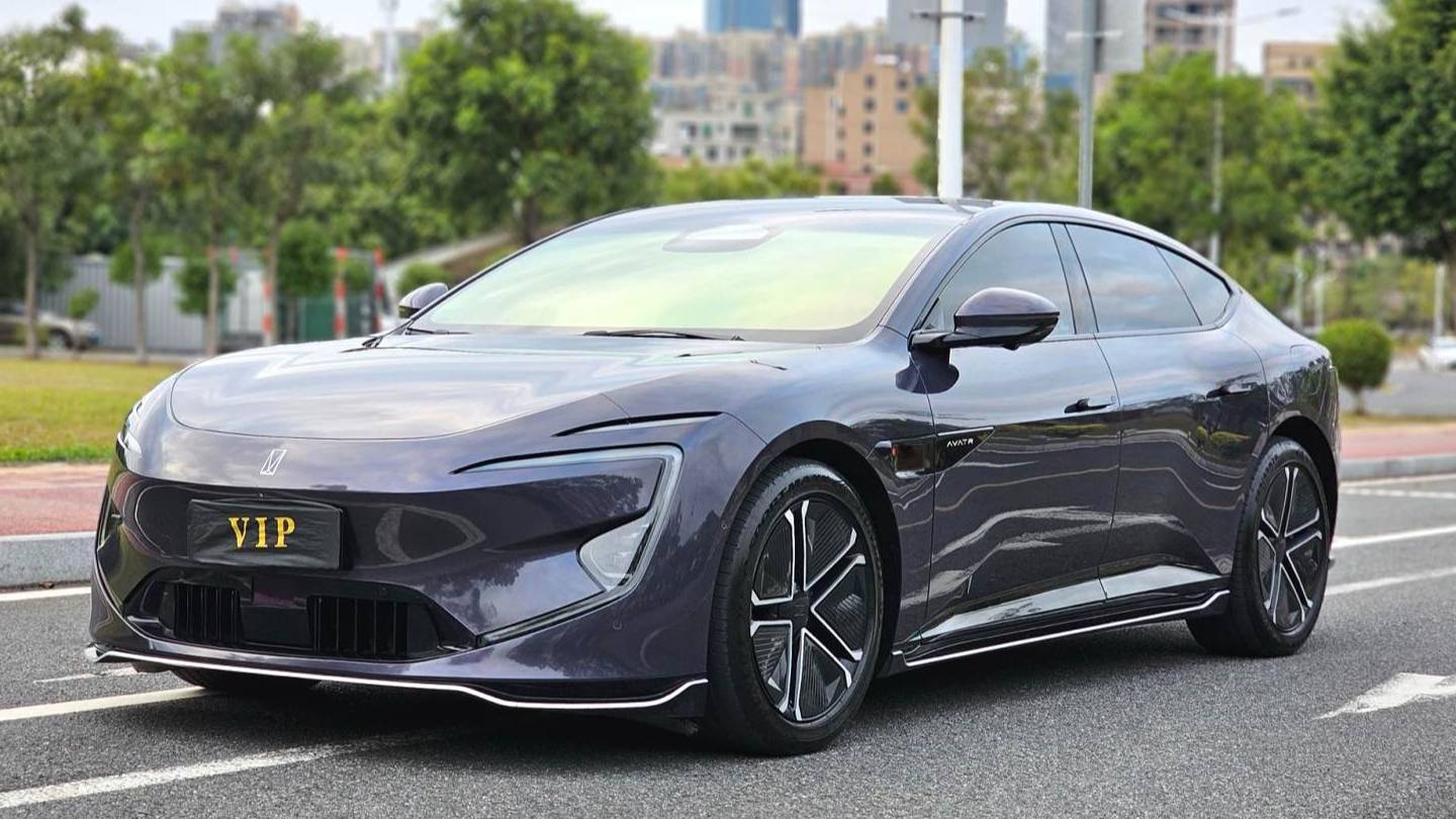 AVATR 2023 12 650 Three Laser Four Wheel Drive Performance Edition