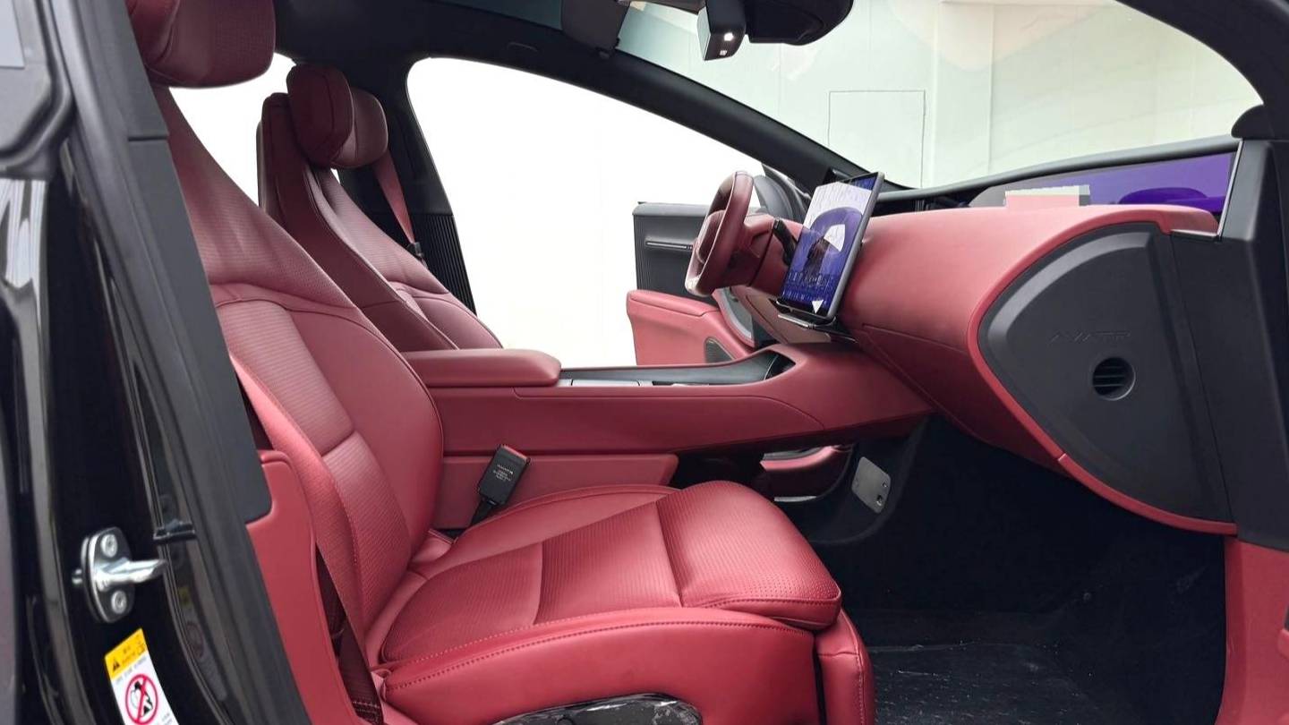 AVATR 2026 12 Ultra pure electric version four-wheel drive