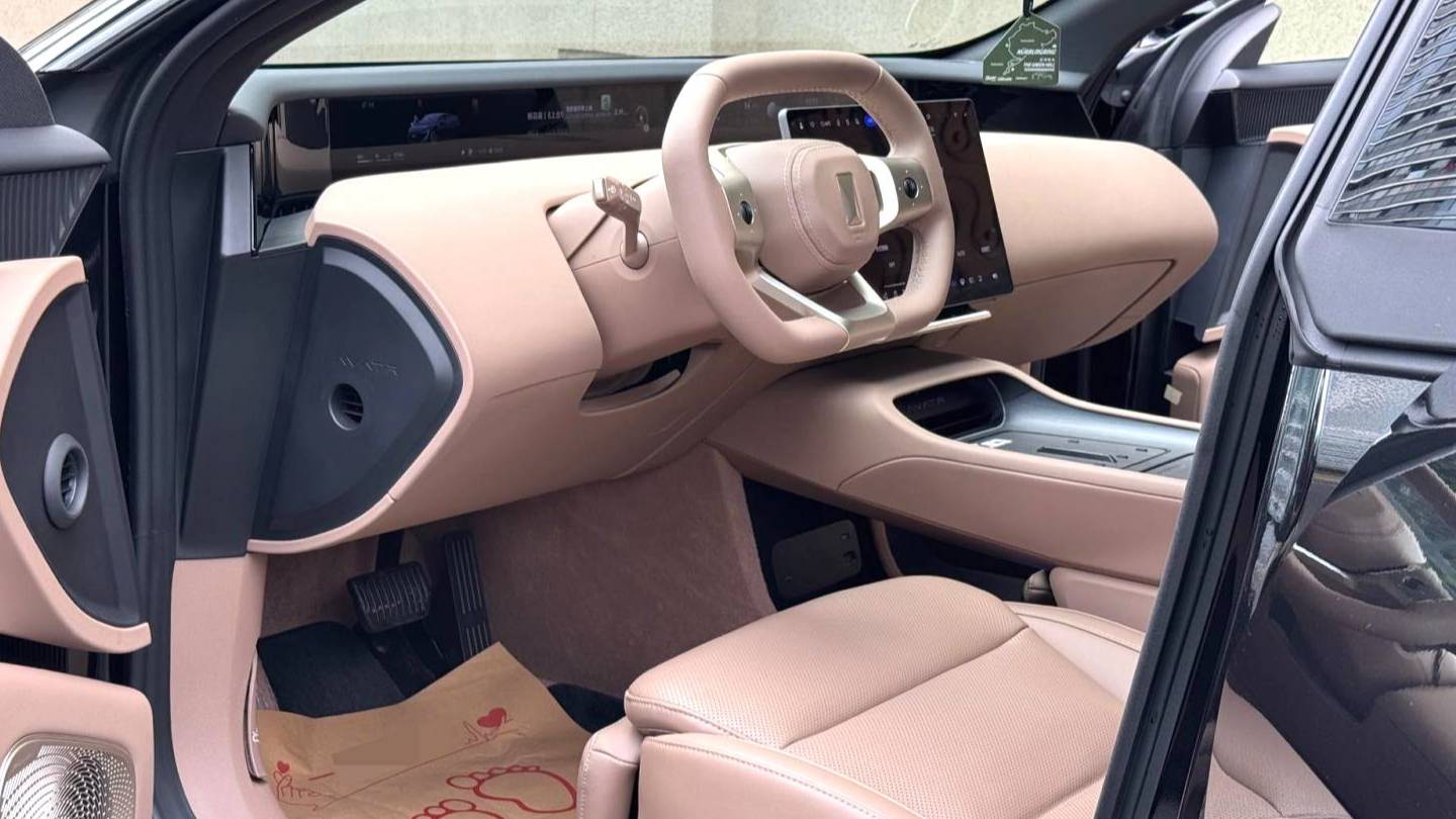 AVATR 2026 12 Ultra pure electric version four-wheel drive