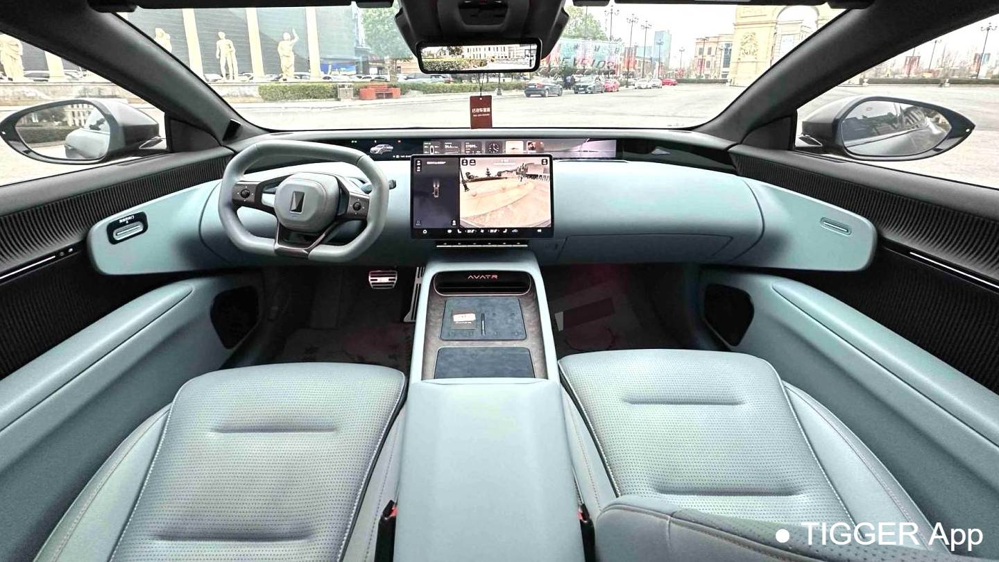 AVATR 2024 12 650 Three Laser Four Wheel Drive GT Edition