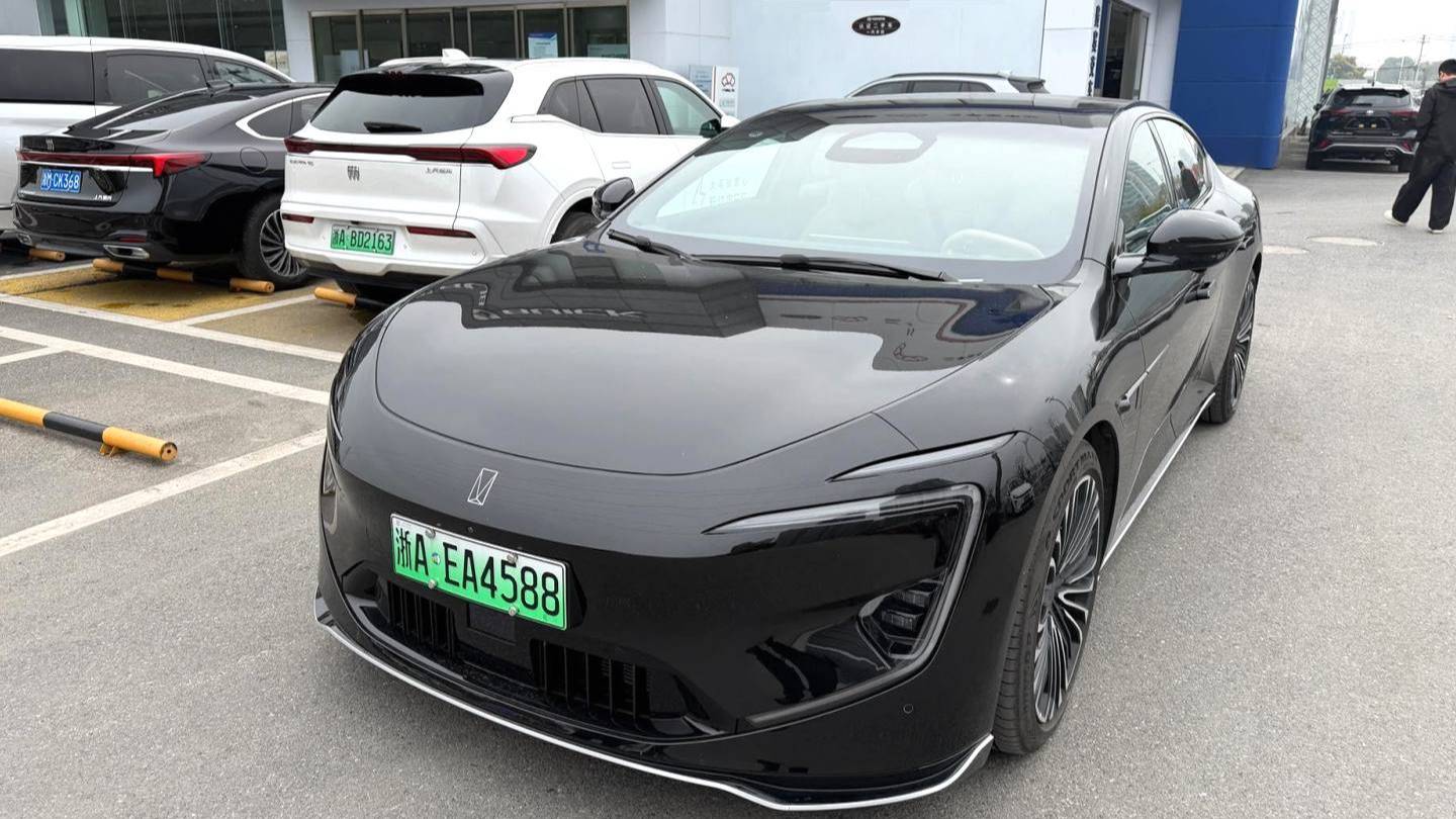 AVATR 2026 12 Ultra pure electric version four-wheel drive