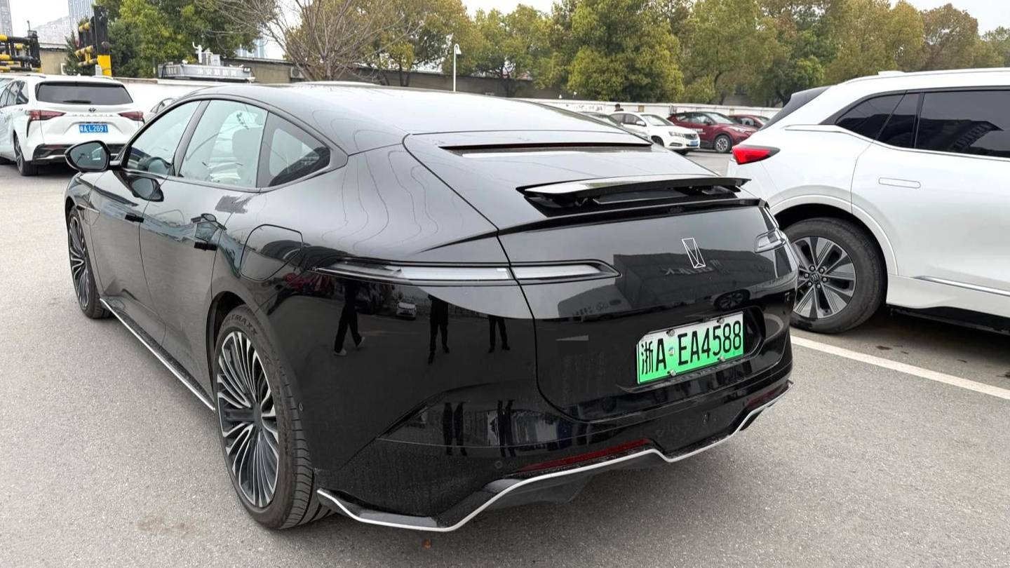 AVATR 2026 12 Ultra pure electric version four-wheel drive