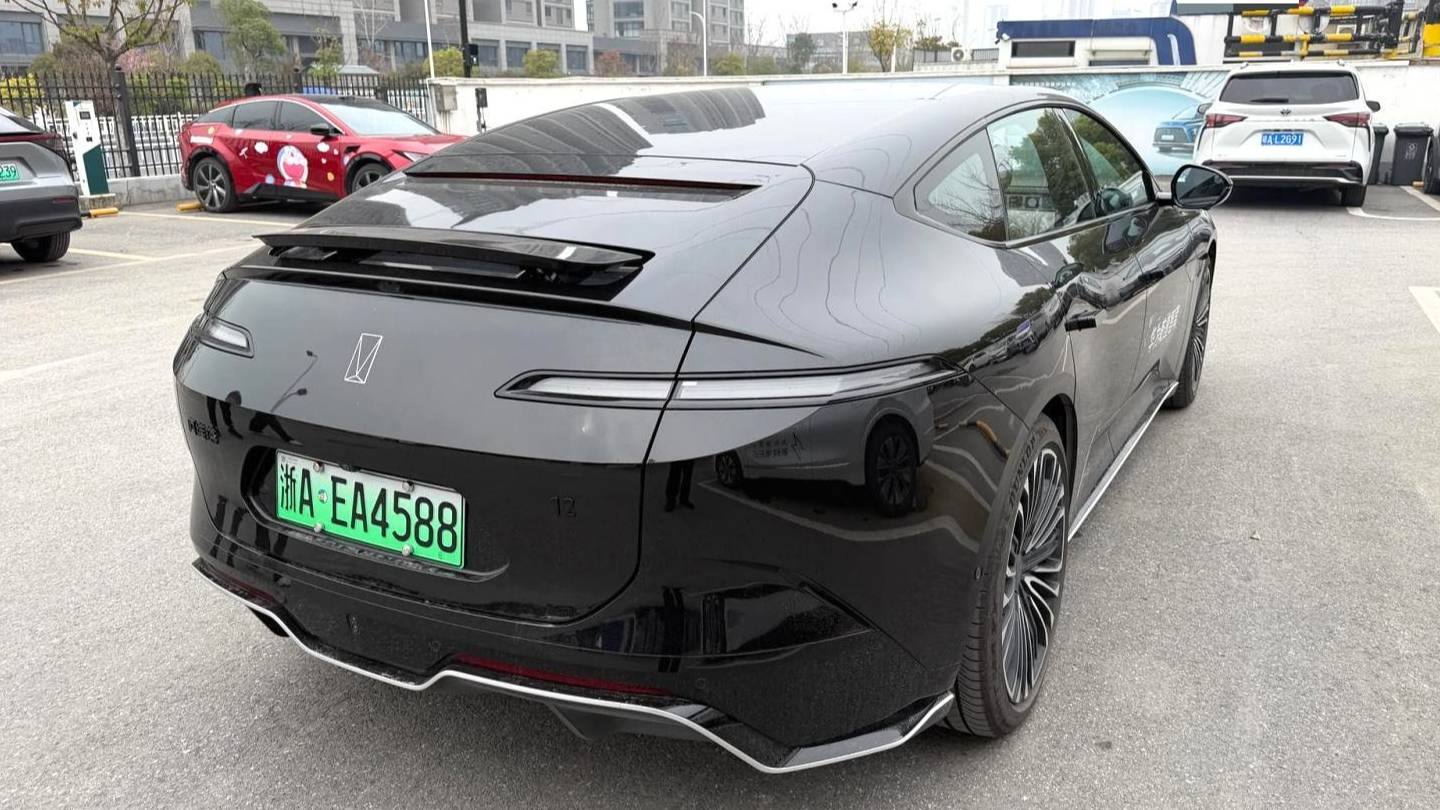 AVATR 2026 12 Ultra pure electric version four-wheel drive