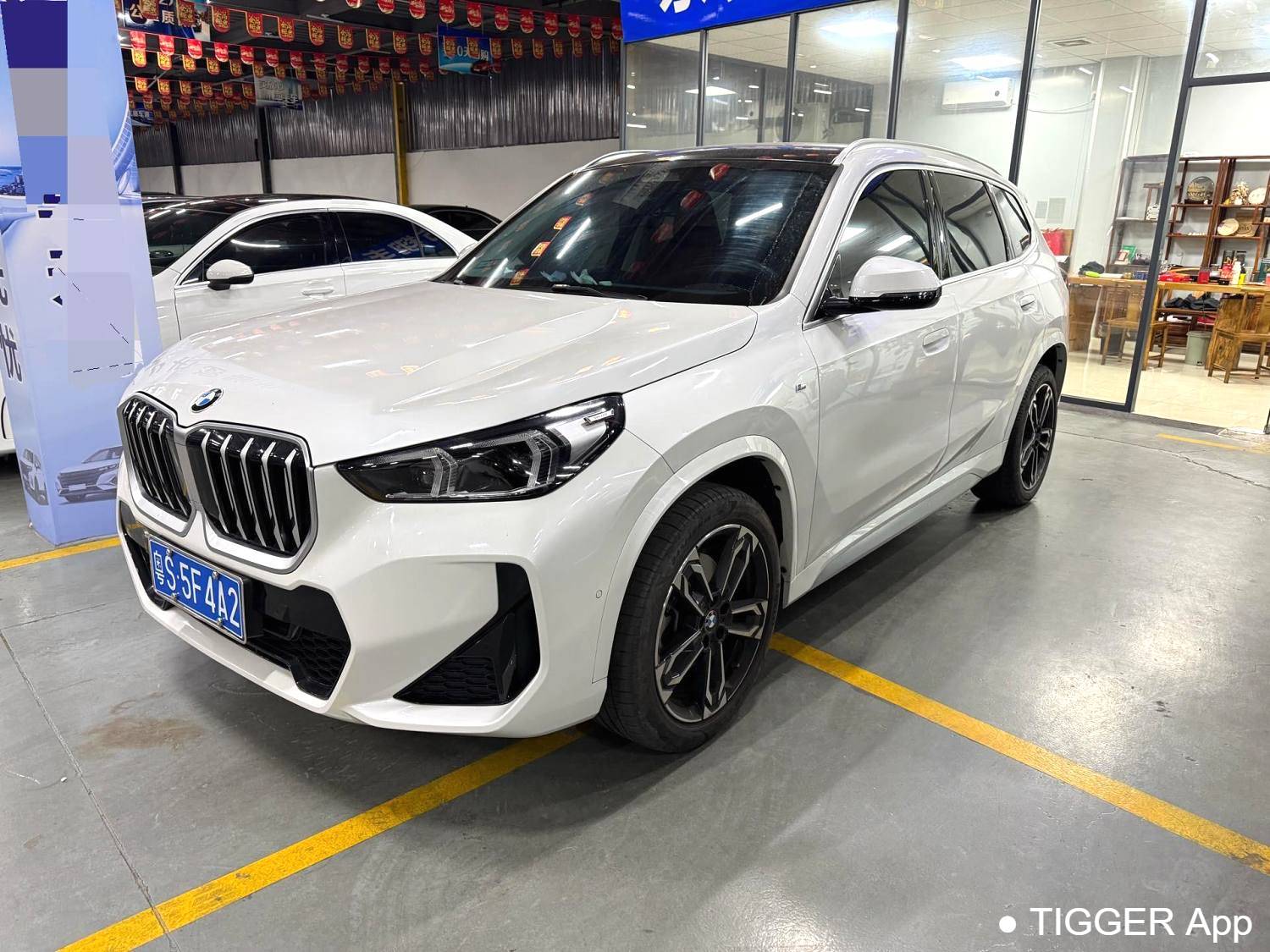 Подержанный BMW 2024 X1 XDrive25Li M Sport Package
