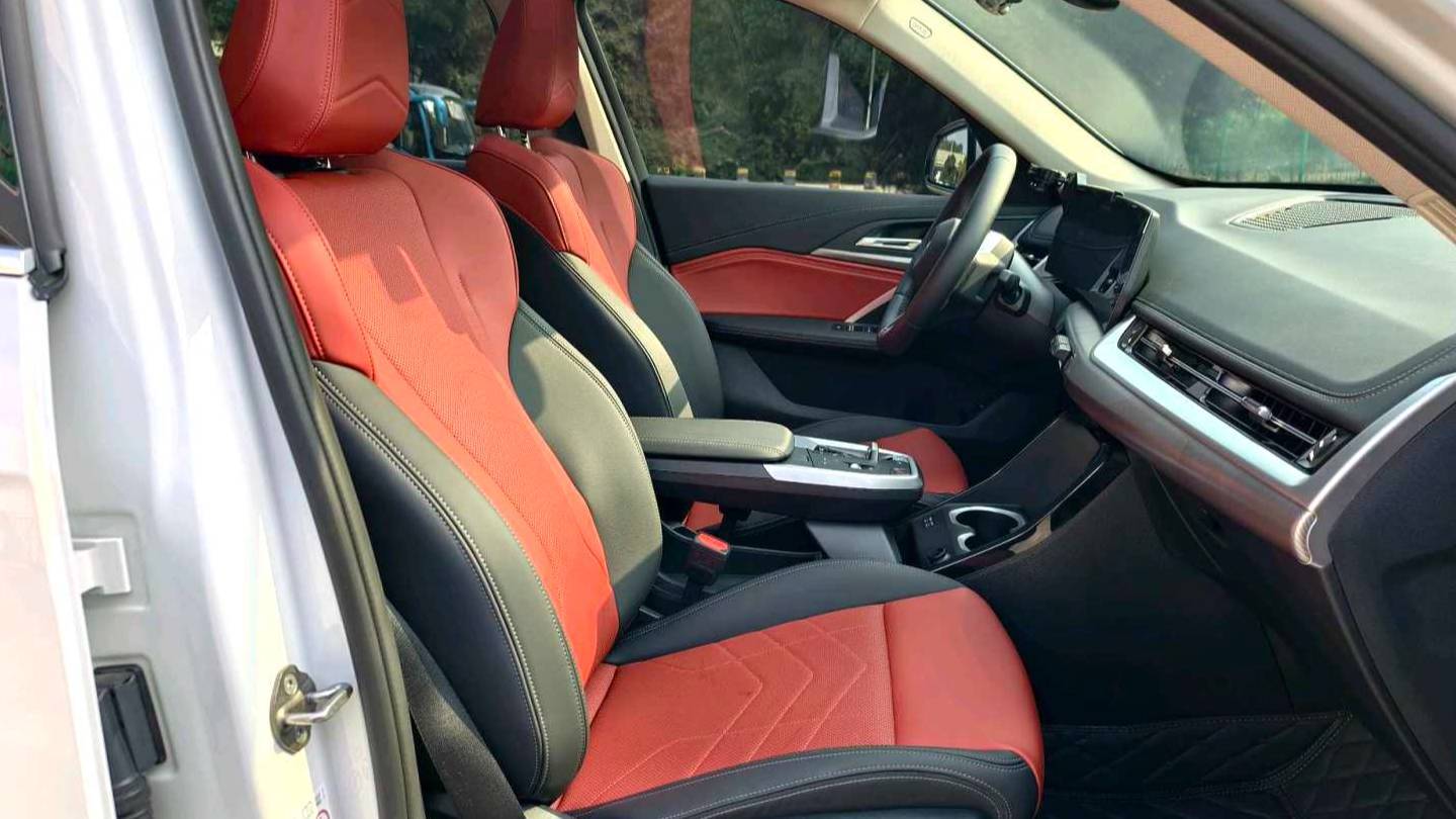 BMW 2024 X1 XDrive25Li M Sport Package