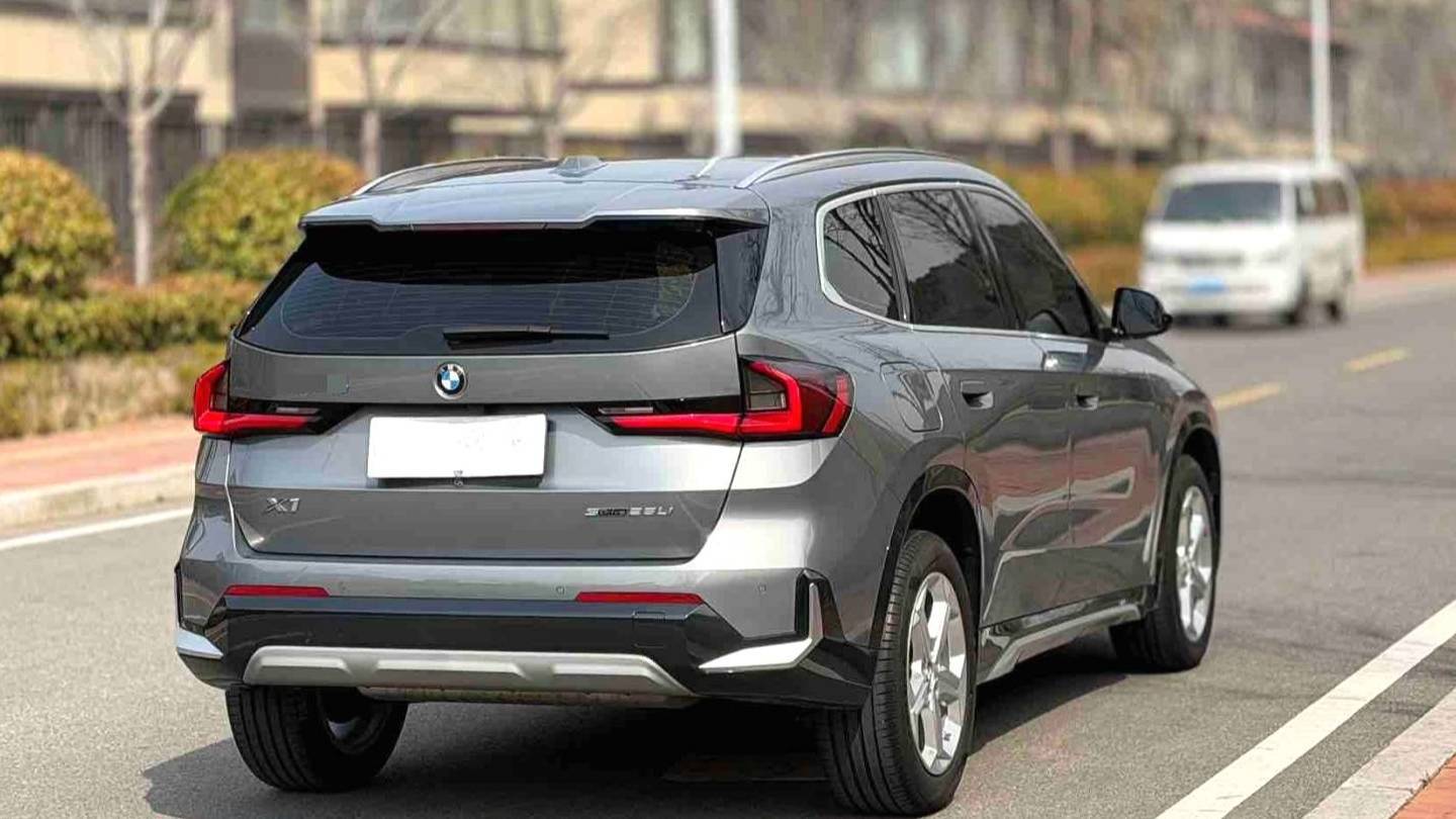 BMW 2023 X1 SDrive20Li X Design Kit