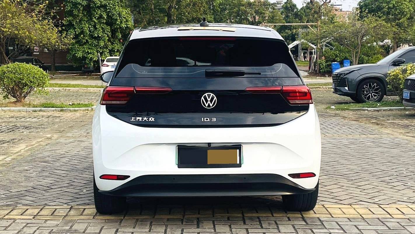 Volkswagen 2023 ID.3 Upgraded Pure Smart Edition