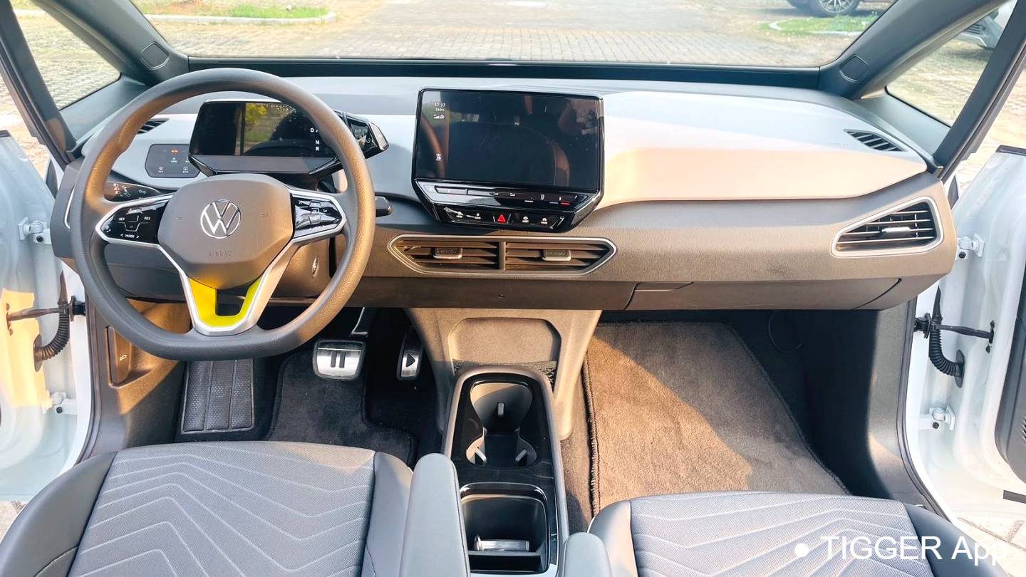 Volkswagen 2023 ID.3 Upgraded Pure Smart Edition
