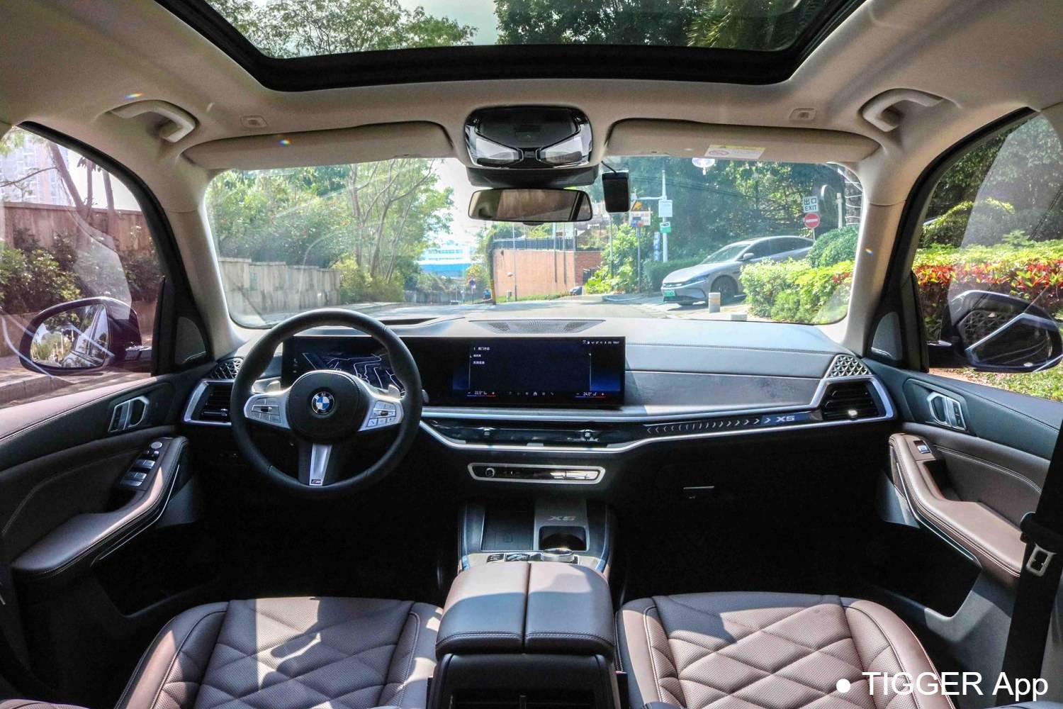 BMW 2023 X5 XDrive 30Li Exclusive M Sports Night Package