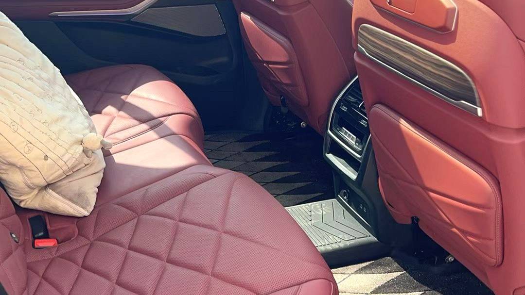 BMW 2023 X5 XDrive 40Li M Sport Package