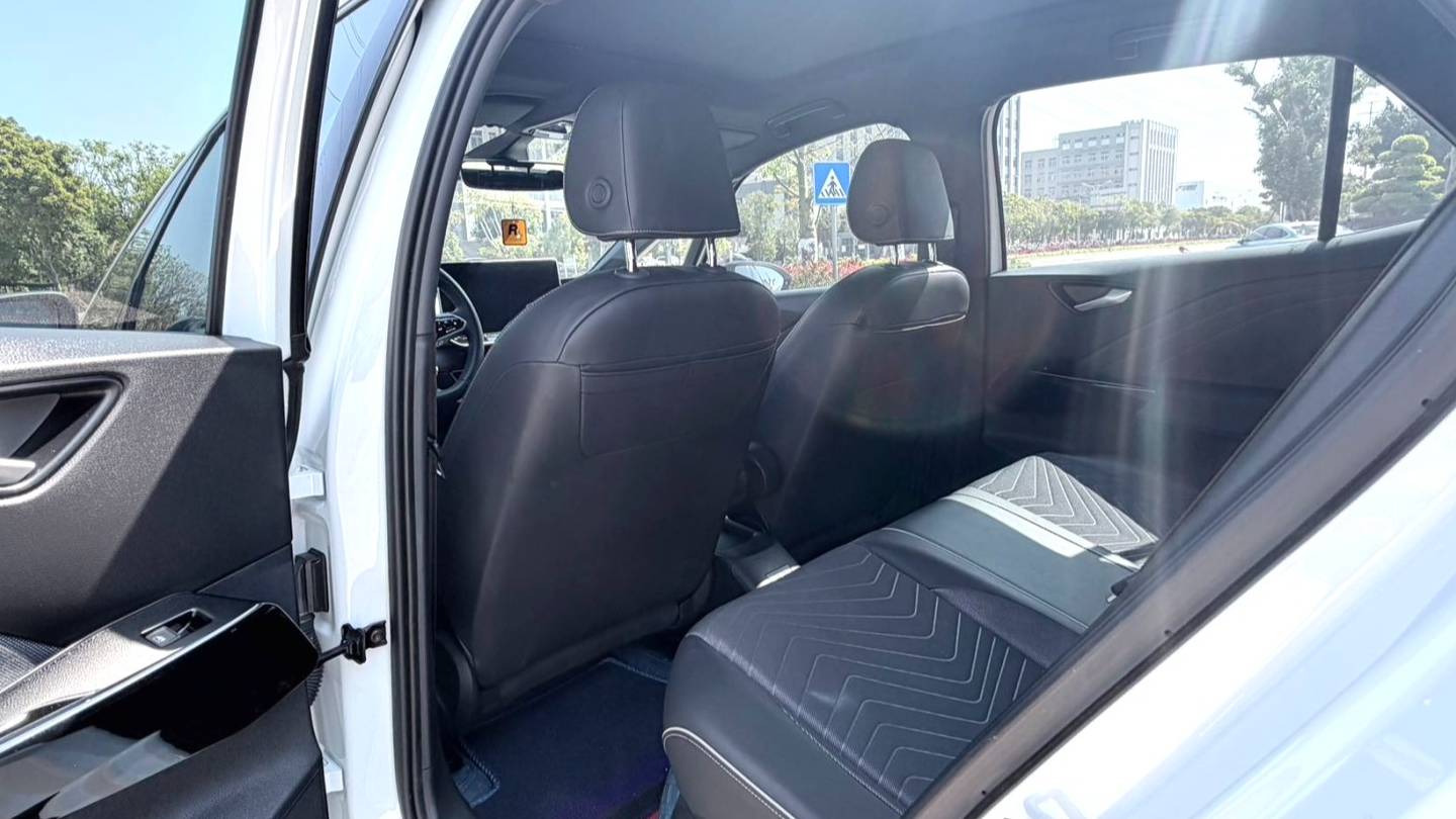 Volkswagen 2025 ID.3 Smart and outstanding oxygen version