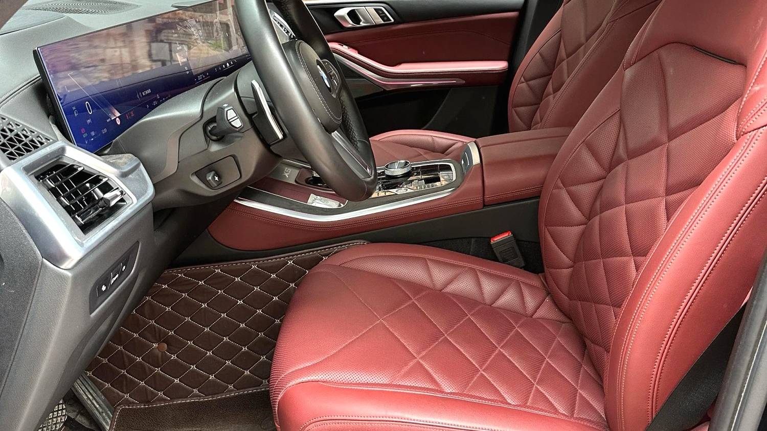 BMW 2023 X5 XDrive 30Li Exclusive M Sports Night Package