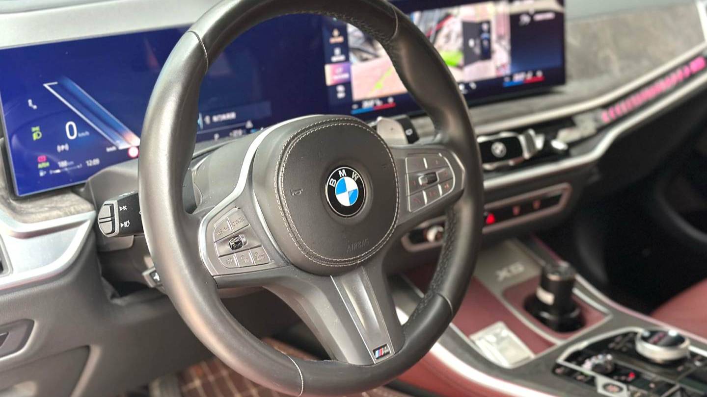 BMW 2023 X5 XDrive 30Li Exclusive M Sports Night Package