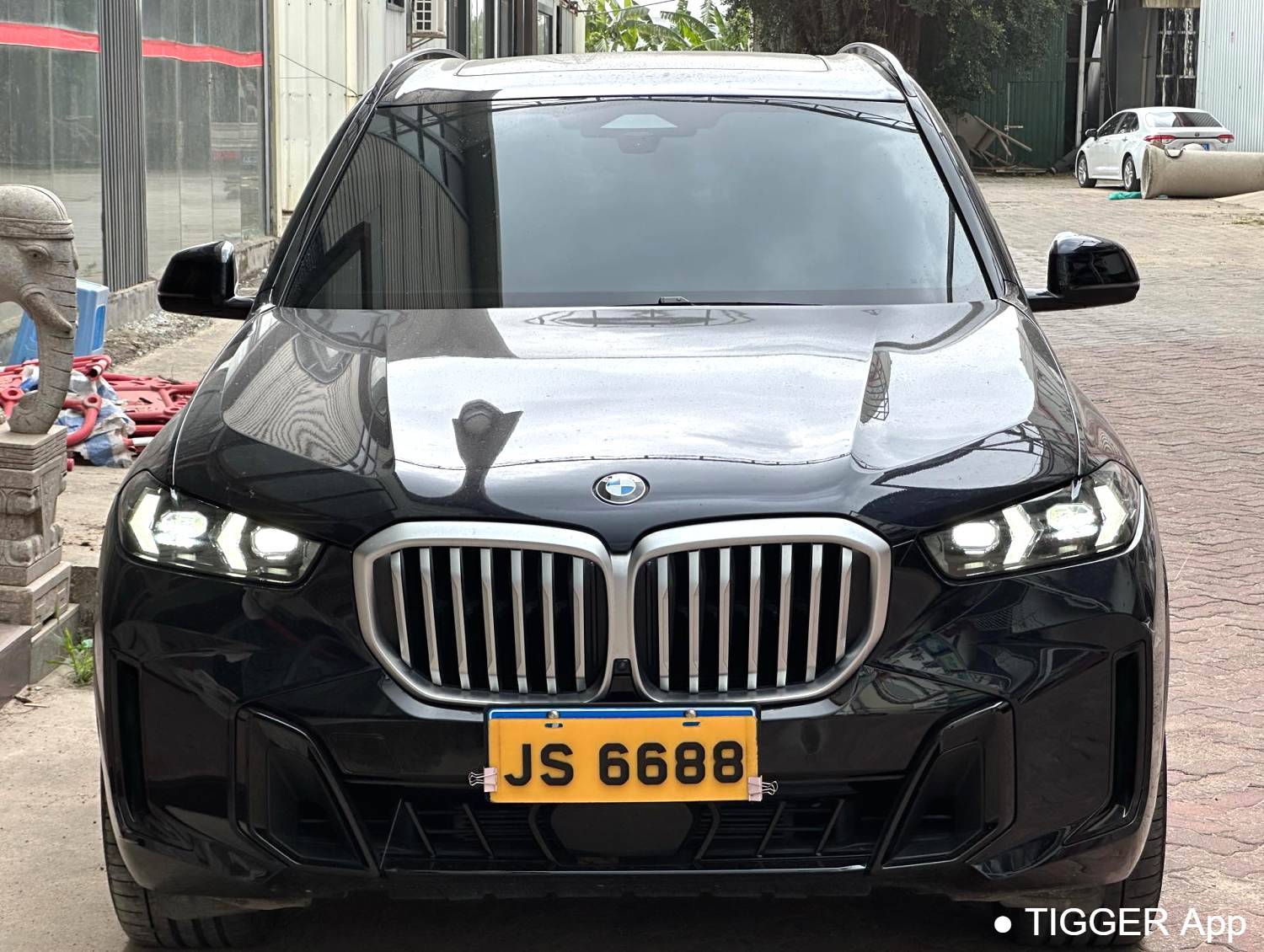 BMW 2023 X5 XDrive 30Li Exclusive M Sports Night Package